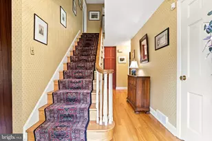639 Spruce Ln, Villanova, PA 19085 - Photo 2