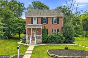 499 Manatawny St, Pottstown, PA 19464 - Photo 1