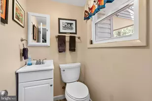 708 Oak Terrace Dr, Ambler, PA 19002 - Photo 14