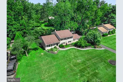 708 Oak Terrace Drive, Ambler, PA 19002 - Photo 2