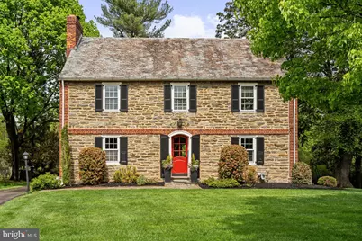 7901 Cobden Road, Laverock, PA 19038 - Photo 2