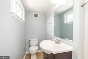 402 N Layfield Rd, Perkiomenville, PA 18074 - Photo 40