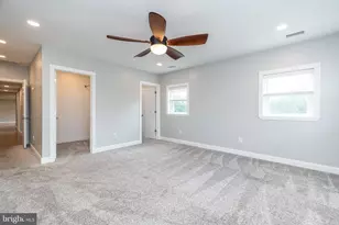 402 N Layfield Rd, Perkiomenville, PA 18074 - Photo 16