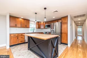 402 N Layfield Rd, Perkiomenville, PA 18074 - Photo 2