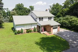 1512 Flat Rock Rd, Penn Valley, PA 19072 - Photo 2