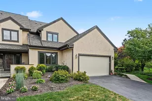 944 Hedgerow Ct, Blue Bell, PA 19422 - Photo 1