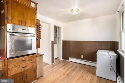 819 W 4th Street, Lansdale, PA 19446 - Photo 12