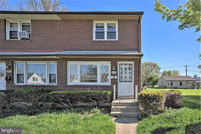 819 W 4th Street, Lansdale, PA 19446 - Photo 2