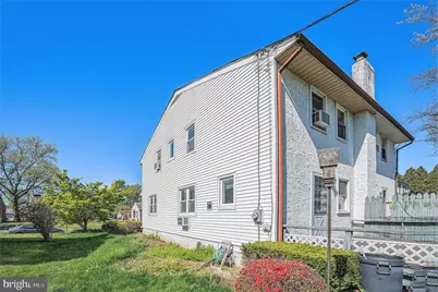 819 W 4th Street, Lansdale, PA 19446 - Photo 30
