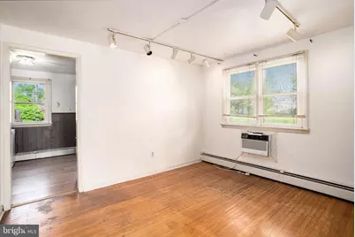 819 W 4th Street, Lansdale, PA 19446 - Photo 8