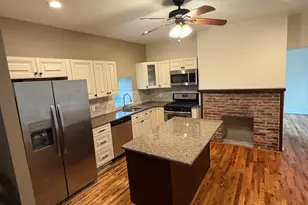 10 Woodmont Rd, Conshohocken, PA 19428 - Photo 1