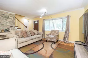 51 St Dunstans Rd, Hatboro, PA 19040 - Photo 4