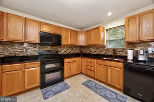 1156 South St, Pottstown, PA 19464 - Photo 6
