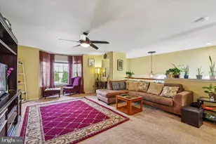 74 Hunt Club Dr, Collegeville, PA 19426 - Photo 8