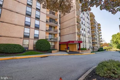 666 W Germantown Pike #2801, Plymouth Meeting, PA 19462 - Photo 4
