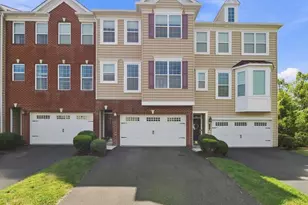 19 Rosy Ridge Ct, Telford, PA 18969 - Photo 1