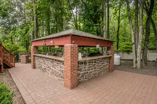 1135 Romsey Dr, Blue Bell, PA 19422 - Photo 34