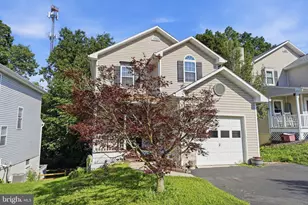 555 Upland St, Pottstown, PA 19464 - Photo 2