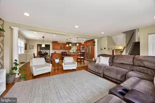1340 Barton Dr, Fort Washington, PA 19034 - Photo 18
