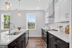 401 Isabelle Ct, Harleysville, PA 19438 - Photo 14