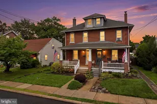 237 W Hamlin Ave, Telford, PA 18969 - Photo 1
