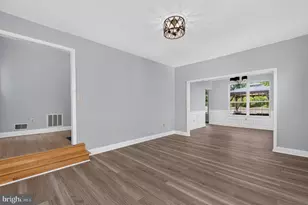 108 Equestrian Ln, Schwenksville, PA 19473 - Photo 8