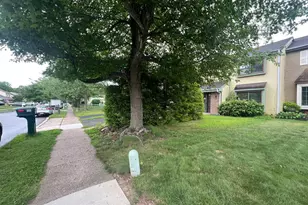 36 Greenwoods Dr, Horsham, PA 19044 - Photo 40