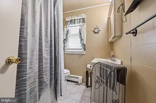 654 Woodland Ave, Pottstown, PA 19464 - Photo 18