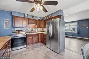 654 Woodland Ave, Pottstown, PA 19464 - Photo 10