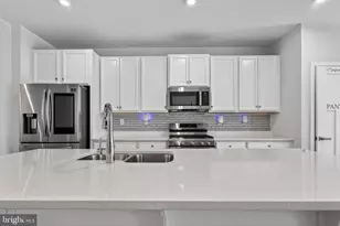 8005 Milltown Cir, Cheltenham, PA 19012 - Photo 8