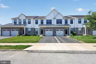 8005 Milltown Cir, Cheltenham, PA 19012 - Photo 2
