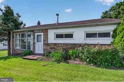 667 Constitution Avenue, Pottstown, PA 19464 - Photo 4