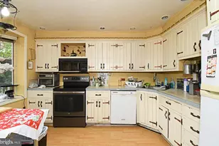 1560 Penllyn Blue Bell Pike, Blue Bell, PA 19422 - Photo 12