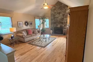 2195 Martin Dr, Gilbertsville, PA 19525 - Photo 6