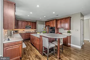 1022 Riverview Ln, Conshohocken, PA 19428 - Photo 12