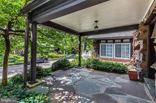 163 Stoneway Ln, Bala Cynwyd, PA 19004 - Photo 2