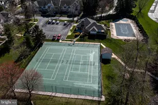 2409 Foxmeadow Cir, Royersford, PA 19468 - Photo 26