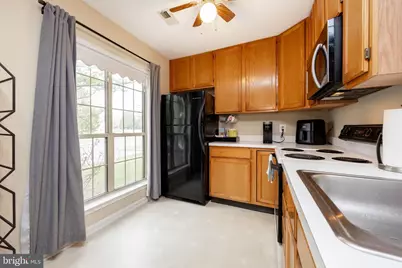 2409 Foxmeadow Circle #CONDO 2409, Royersford, PA 19468 - Photo 12