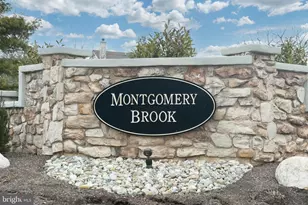 2409 Foxmeadow Cir, Royersford, PA 19468 - Photo 30