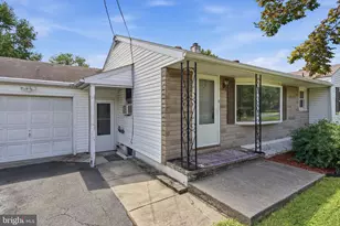 7 W Cherry Ln, Royersford, PA 19468 - Photo 4