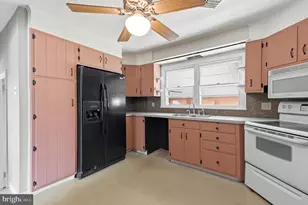 7 W Cherry Ln, Royersford, PA 19468 - Photo 20
