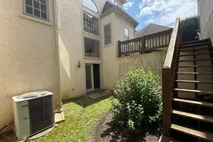 310 Overlook Ln, Conshohocken, PA 19428 - Photo 42