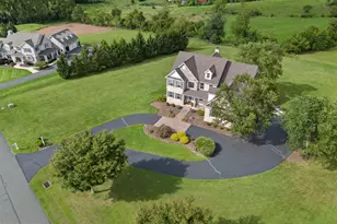 521 Dewar Dr, Telford, PA 18969 - Photo 2