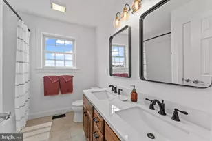 521 Dewar Dr, Telford, PA 18969 - Photo 32