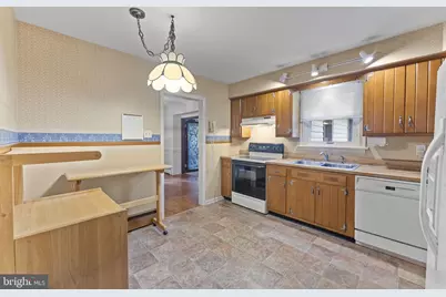 510 Sardaro Lane, Norristown, PA 19401 - Photo 18