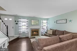 53 Bark Hollow Ln, Horsham, PA 19044 - Photo 4