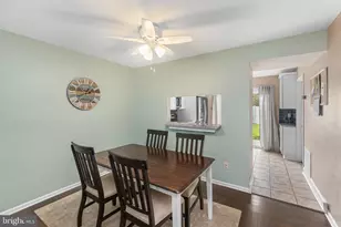 53 Bark Hollow Ln, Horsham, PA 19044 - Photo 6