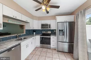 53 Bark Hollow Ln, Horsham, PA 19044 - Photo 10
