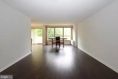 1001 City Avenue #E-405, Wynnewood, PA 19096 - Photo 2