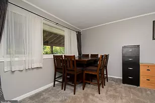 1066 Manatawny St, Pottstown, PA 19464 - Photo 12